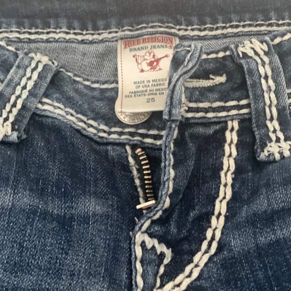 True Religion - Picture 2 of 3